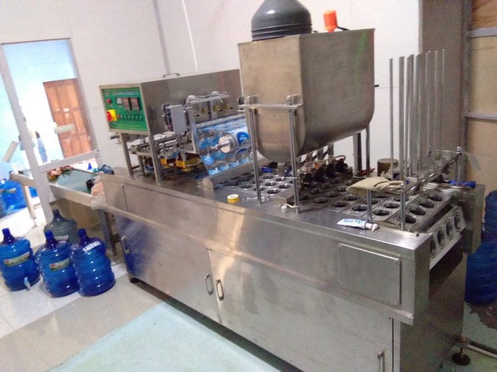 Macam-Macam Mesin AMDK Gelas dan Kapasitas Produksinya