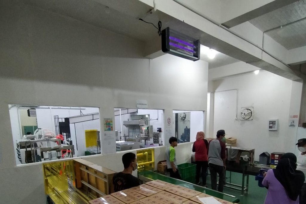 Kombinasi Carton Sealer + Mesin AMDK untuk Produksi Skala Menengah