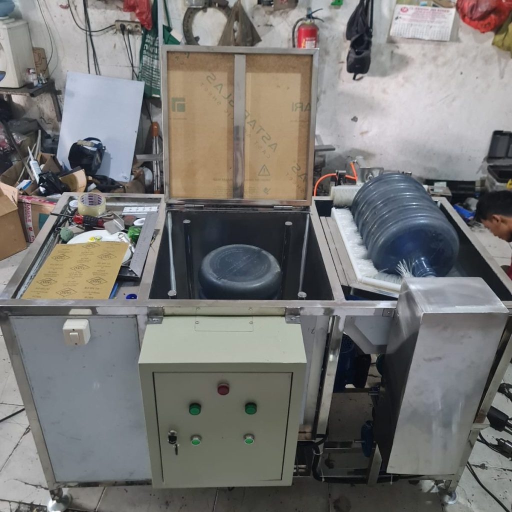 Kenapa Proses Cuci Galon Harus Konsisten